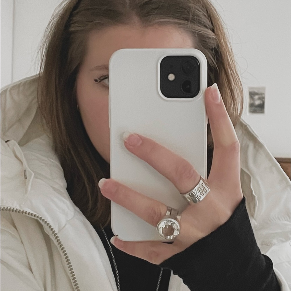 hi i’m liv!